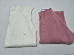 Lote de 2 camisas de manga comprida, sendo uma delas da marca Papaya. Tam:M.