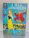 Gibi antigo A Bela Adormecida. Coleção Clássicos da Disney (Edição rara), Nº 1, 1968, Editora Abril. Tamanho do gibi: 27.7 cm x 20.5 cm.