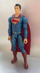 Boneco do Superman, articulado, TM & DC Comics, 2015 Mattel, Altura: 30 cm, Peso: 155 gr.