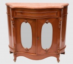 Dunquerque em madeira nobre com 2 portas e 1 gaveta. Tampo em mármore rajado no estado (vide foto). Medidas: 109 cm x 40 cm. Altura: 96 cm.