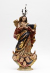Imagem de Nossa Senhora da Conceição em madeira policromada. Acompanha coroa de prata. Brasil, século XVIII. Altura da imagem: 55 cm.