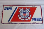 MILITARIA - ITENS AUTOMOBILISTICOS - PLACA de Automóvel da GUARDA COSTA AMERICANA (UNITED STATES COAST GUARD - SEMPER PARATUS). Feita em alumínio apresenta pequenos desgastes. 