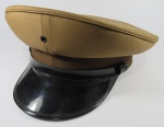 S05 - MILITARIA - QUEPE DA REVOLUÇÃO DE 1932 - Réplica de museu do quepe utilizado durante a Revolução Constitucionalista de 1932, em tecido cáqui e aba em plástico, excelente qualidade e sem uso. Tamanho 61