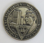 NUMISMÁTICA MEDALHAS - MEDALHA ORDEM DO MERITO ACEMISTA 75 anos ALMA CORPO MENTE - da Associação Cristã de Moços de São Paulo. Mede aprox. 4,5 cm de diâmetro. Riscos no verso.