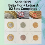 02 Séries do Real 2019 Beija Flor + Letras A Flor de Cunho no Coin Holder - 5 e 50 Centavos letra A + 1 Real Beija Flor - Total 6 Moedas, 2 de cada