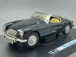 COLECIONISMO - MGA Roadster - Base trincada - Escala 1:18. Caixa original.