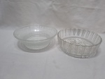 Lote de 2 bowls em vidro moldado. Medindo o maior 24cm x 6,5cm de altura.