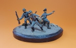 Diorama com soldados Alemães da 2ª Guerra Mundial - Bonecos: 5 cm - Base: 14 cm - Vide fotos!