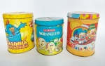 Lote com 3 lindas latas cofres de coleção dos biscoitos - Santa Edwiges - Vazias - Representando: Moranguito, Galinha pintadinha e Patati Patatá. Medida maior: 13,5 cm de altura x 10,5 cm de diâmetro.