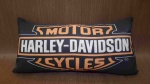 Almofada, Harley-Davidson, 35cm de comprimento. R613