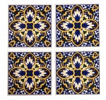 MARANHÃO - Jogo de 4 azulejos de estilo ludovicenses fartamente adornados com motivo floral em rica policromia. Mede 16cm x 16cm cada.