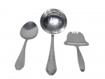 METAL INOX, Lote com 3 talheres diversos confeccionados em aço inox, sendo: A) 1 concha, B) 1 espátula para queijos e C) 1 colher para arroz.