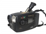 FOTOGRAFIA, Filmadora JVC modelo GR-AX710U, apresentando sinais de uso, não testada e sem garantia de funcionamento, apresentando sinais de uso, acompanha 1 bateria extra.