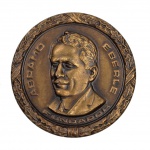 Medalha da Metalúrgica Abramo Eberle, homenagem a seu fundador, em 1940. Em bronze, com 3,2 cm de diâmetro.