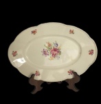 CHODZIEZ - Travessa em Porcelana Polonesa com decoração Floral e bordas douradas - mede 28x19 -