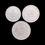 NUMISMÁTICA, lote Moedas Argentinas - Valor de mercado R$ 40 - 5 Centavos 1929; 10 Centavos 1928; 20 Centavos 1942