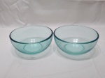 Par de bowls em vidro azul. Medindo 15cm x 7cm de altura.