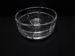 Lindo centro de mesa bowl em grosso cristal lapidado. Medindo 22cm x 11cm de altura. Leve bicado.