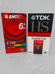 Lote de 2 fitas VHS virgens, sendo uma Emtec e uma TDK.