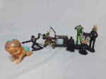 Lote de 8 miniaturas, brinquedos diversos. Medindo o maior 10cm de altura.