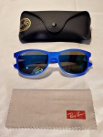 ACESSÓRIO - Óculos de sol, marca Ray Ban, modelo Andy - RB 4202 - 6070/55  - Serie 55 17 3N - original, no estojo.