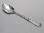 Colher de servir em prata 90 Wolff, modelo Rosinha. Medindo 25,5cm de comprimento.