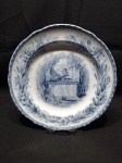 Lindo e raro prato decorativo em porcelana The Ionian Copeland, de aproximadamente 1850. Medindo 26,5cm de diâmetro.