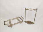 Lote 2 Peças em Metal prateado sendo 1 porta Pirex e 1  ANTIGO coador de café com desgastes. Mede coador 35 cm x 24 cm e 33 x 19 cm e 42 alça a alça