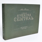 Marc Ferrez - O ÁLBUM DA AVENIDA CENTRAL - Um documento fotográfico da construção da Avenida Rio Branco, Rio de Janeiro 1903-1906. Introdução de Gilberto Ferrez e studo de Paulo F. Santos. João Fortes Engenharia/Editora Ex Libris, 1983. 240 páginas, fotografias e plantas. Registro documental em imagens da construção da nova avenida central no Rio de Janeiro, marco da reurbanização da capital e de sua passagem de cidade colonial a cidade moderna. Encadernação de época em capa dura.