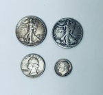 Numismática - EUA, Quatro moedas em prata, half dollar ano 1942, half dollar ano 1946, quarter dollar ano 1959 e one dime ano 1964.