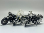 COLECIONISMO - Lote de 3 miniaturas de motocicletas diversas.