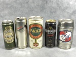 Latas de cervejas antigas, são 5 unidades. Uma delas LACRADA sem garantia do líquido. Altura da maior: 19cm.