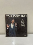 LP - TOM JONES LIVE.