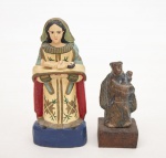 Lote constando de duas antigas imagens sacras brasileiras sendo uma pequena imagem do século XIX possivelmente em pedra sabão policromada representando " Santo Antônio com menino Jesus " - med. 9,5 cm, apoiada em base de madeira - medida com base 12x5,5x5 cm e uma " Nossa Senhora da apresentação com menino Jesus " em madeira entalhada e policromada - med. 18x5x8 cm