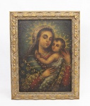 Antiga pintura Escola Cusquenha - Nossa Senhora com menino Jesus - o.s.t, moldura entalhada em madeira com pátina a folha de ouro - med. 68x50 cm e com moldura - med. 83x66 cm (pintura com restauros antigos na tela) - Os correios cobram uma taxa extra nas peças que excedem os 70 cm