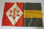 MILITARIA - BANDEIRA / PAVILHÃO do Comando de General de divisão do Exército Brasileiro, indicado pelas três faixas, à direita, verde amarelo e verde, com a indicação do numeral 1, cercado por rodas dentadas, indica que era uma divisão Blindada - Anos 70