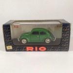 AUTOMODELISMO - VOLKSWAGEN (FUSCA) cor VERDE - marca RIO ITÁLIA  (Volkswagen VW Beetle Beetle 1948 Rio 88 1:43), no Blister e Caixa Originais. Referência: https://www.ebay.com/itm/283852835148