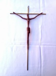 Autor desconhecido- 1960- Lindo crucifixo em jacarandá e latão polido. 50x25cm. Detalhes conforme fotos, _(ºLº)_ Caso necessite, tire todas suas dúvidas via atendimento personalizado por WhatsApp: (11) 98681-9377 ou pelo e-mail: contato@antiguera.com.br, onde você pode solicitar fotos detalhadas. Não deixe para última hora! Antecipadamente agradecemos pelo seu lance. Sem garantias futuras ou de procedência.