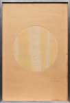 Thereza Miranda Alves (Rio de Janeiro - RJ, 1928), " Sem Título", Gravura em metal água tinta sobre papel, assinada e datada de 1975.  Exemplar 376 de Tiragem 5/50. Med. 56 x 37 cm (MI); 58 x 40 cm (ME). Marcas do tempo. Grande extensão de acidez e pontos de fungo sobre o papel. No estado. Acervo Particular Rio de Janeiro/RJ. Nota Biografia: Gravadora, pintora e desenhista. Estuda filosofia na Pontíficia Universidade Católica do Rio de Janeiro (PUC/RJ) em 1947. Nesse mesmo ano, inicia sua aprendizagem em artes nas aulas de pintura do ateliê de Carlos Chambelland (1884-1950), no Rio de Janeiro. Sua incursão no campo da gravura começa quando, a partir de 1963, freqüenta o ateliê de gravura do Museu de Arte Moderna do Rio de Janeiro (MAM/RJ), onde aprende as técnicas da gravura em metal com Walter Marques. No final da década de 1960, sua obra começa a figurar nas principais bienais e exposições internacionais, tais como: Bienal Pan-americana de Gravura, no Chile; Bienal de Gravura em Cracóvia, Polônia; Bienal de Gravura de Branford, Inglaterra. Em 1974, com Bolsa da British Council, estuda fotogravura com Denis Mazi no Croydon College of Art de Londres. Desde de 1974, leciona gravura e ilustração na PUC/RJ. No MAM/RJ, no período de 1983 a 1986, leciona gravura. De 1990 a 1992, ministra aulas de fotogravura no Ateliê Livre em Porto Alegre. Paralelamente as atividades de gravadora, pintora e professora, Thereza Miranda assume o cargo de diretora do Centro de Artes Calouste Gulbenkian, no Rio de Janeiro, de 1993 a 2000.O ano de 1994 marca seu retorno a pintura expondo na Galeria Candido Mendes no Rio de Janeiro. O resgate e a valorização do patrimônio histórico e das paisagens são temas recorrentes em sua obra. Fonte: https://enciclopedia.itaucultural.org.br/pessoas/3168-thereza-miranda