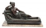 Albert-Pierre Laplanche (18381907), "Pauline Borghese (Bonaparte) en vénus victrix". Grupo escultórico "D'après" Antonio Canova por Alber-Pierre Laplanche. Petit bronze patinado. Assinado. Base em mármore. Med. 33 x 21 x 56 cm (medidas totais);  31 x 18 x 53 cm (escultura). Marcas do tempo. Obra passou por processo de conservação. Nota Biográfica: Albert-Pierre Laplanche (18381907) foi um escultor francês ativo durante o final do século XIX e início do XX. Laplanche foi um artista respeitado no meio acadêmico e teve obras expostas em salões oficiais, como o Salon de Paris, uma das principais vitrines da arte acadêmica da época.