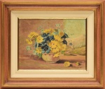 Casemiro Ramos - Casemiro do Nascimento Ramos Filho( Rio de Janeiro/RJ - 1905/1976), "Flôres". Óleo sobre tela. Assinado. Localizado Rio. Datado - 1947. Med. 26 x 34 cm (MI); 46 x 54 cm (ME). Sujidade sobre a camada pictórica. Acervo Particular Búzios/RJ. Nota Biográfica:  Nascido em 1905, foi um pintor brasileiro que desenvolveu sua produção principalmente entre as décadas de 1940 e 1960 . Faleceu em 1976, deixando um legado voltado ao retrato de paisagens e cenas cariocas, especialmente da Zona Sul do Rio de Janeiro como Leblon e certas estações ferroviárias . Trabalhou sobretudo com óleo sobre tela e madeira, pintando paisagens urbanas e naturais.  Seus quadros capturam a atmosfera tranquila do Rio, com composições que valorizam árvores, praias e cenários cotidianos.  Integrante da geração de artistas brasileiros do século XX que pintavam o Rio de Janeiro segundo uma perspectiva intimista, fixando no óleo memórias e vistas do cotidiano. Suas obras servem como documentos visuais de paisagens que hoje podem ter mudado, com valor tanto estético quanto histórico. Porquê se interessar Valor histórico e estético: suas pinturas são janelas para o Rio do século XX, mostrando a cidade quando era mais verde, menos ocupada e ainda pouco desfigurada.