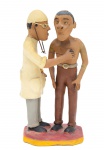 Arte Popular - Zé Caboclo (Jose Antônio da Silva) - Grupo escultórico de barro cozido policromado,  representando "consulta no médico" . Brasil - Século XX. Med. 19 x 9 x 7 cm . Marcas do tempo. Presença de restauro. Acervo Particular Rio de Janeiro/RJ.