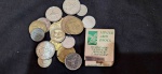 LOTE COM 20 MOEDAS ESTRANGEIRAS DIVERSAS