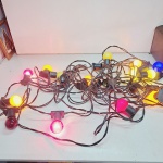 Luzes coloridas para festa. Qualquer duvida entrar em contato pelo whatsaap: 11948723970 ou pelo nosso email: loucoporantiguidades@gmail.com. OBS: A sua participação em nosso leilão ajuda em causas animais.