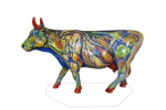 Cow Parade Belém - Vacartógrafa - Autoria: Jorge Eiró - Fibra de vidro com pintura, medindo: 154 x 234 x 80 cm aproximadamente. Base de fibra de vidro, medindo: 30 x 234 x 100 cm. Peso total com a base: 60 kg - Uso interno e externo. Patrocinador: Extrafarma