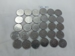 Lote de 30 moedas de 10 cruzeiros novos, década de 80.