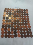 Lote de 110 moedas em cobre de 1 cent de dolar americano, datas diversas.