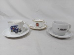 Lote de 3 xícaras de café em porcelana com propagandas diversas, para colecionador.