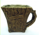 Caneca em cerâmica Rumph 1973 alça , toda decorada por dentro e fora 10x13 cm bocal e 17 x 14 alt.
