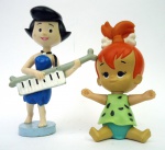 2 personagens Flintstones : Pedrita e Betty - 8 cm cada
